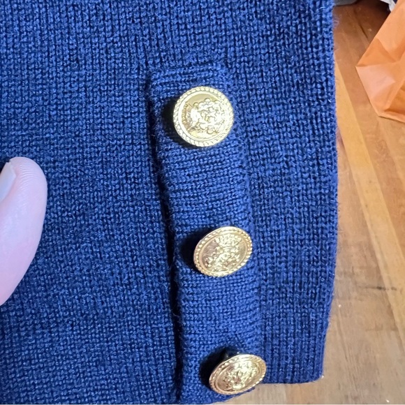 TALBOTS Luxe Navy 100% Merino Wool Cardigan w/ Gold Crest Buttons - Size M - Picture 7 of 10